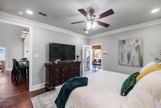 Downtown Estate Luxury Property - Hammond - 5