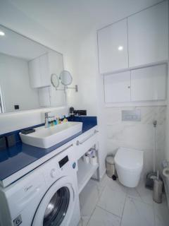Batumi Orbi City Lux Apartment 5* - Batoemi - 8