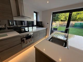 Simple Luxury 2Bed Cosy Bungalow - Dallington - 2