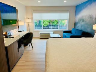 Clarion Pointe Mount Vernon - Burlington - Mount Vernon - 4