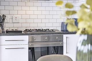 Chic 1 bedroom apt in Century city - 1