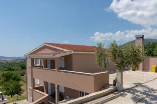 AnTina Apartment - Kastel Stari - 9