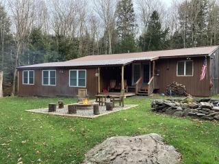 The Cattail Manor - Livingston Manor - 0