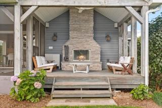 Luxury Getaway Private Pool, Creek, 2 Fireplaces - Parksville - 5