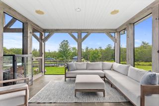 Luxury Getaway Private Pool, Creek, 2 Fireplaces - Parksville - 8
