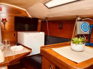 Alcyon, A Peaceful Floating Home - Lissabon - 2