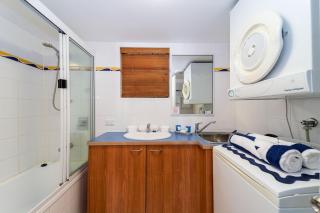 Mantra 1-Bedroom Apartment - Urangan - 2
