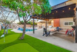 Salt Water Pool & Mini Golf Close to Downtown - Bonita - 6