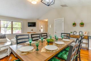 14 Mi to Dtwn Indy Family Gem with Yard - 5