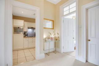 Charming 2-bed flat - Hillhead, West End, Glasgow - 9