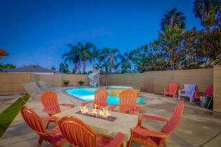 4BR Retreat - Pool Bar Play Area - Walk to Beach - Oceanside - 8