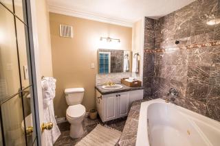 The River Blossom Suite - Downtown - Drumheller - 2