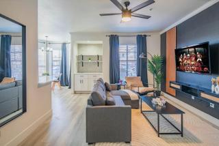 Stylish 2BD KingBed With Pool, Hot Tub, Gym, Parking - Glendale - 5