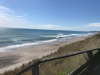 Beauty on the beach front - Te Puke - 5