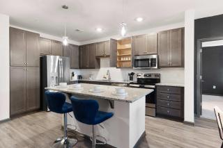 Luxurious King 3 Bedroom Suite in North Raleigh - Wake Forest - 3
