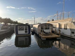 Unique houseboat experience in central Gothenburg - 0