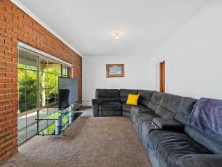 Cade Retreat - Yarrawonga - 3