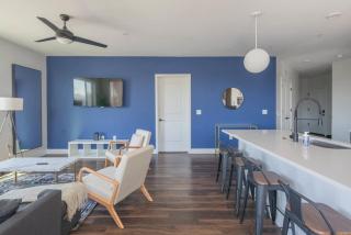 Spacious 2BD - Pool, Gym, Parking, W-D - Sleeps 6 - Tempe - 6