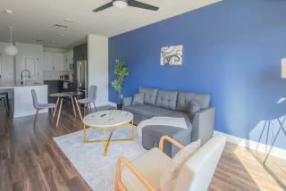 Beautiful 1BD - Pool, Gym, Parking, W-D - Sleeps 4 - Tempe - 7