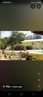 Port of Call Hotel - Black River - 3