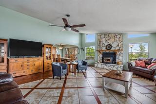 Heavenly Hilltop - 3-Level Home with Game Room home - Groveland - 9