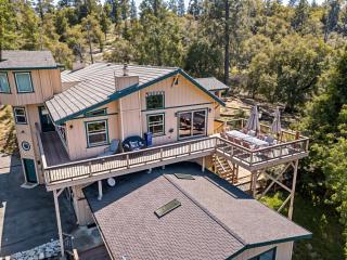 Heavenly Hilltop - 3-Level Home with Game Room home - Groveland - 6