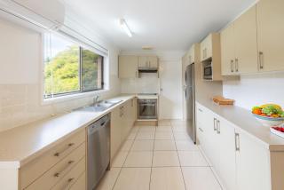 1-8 Christmas Bush Avenue - 230m to Dutchies beach - Nelson Bay - 6