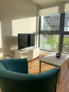 LUX 1 bed and water view - 4