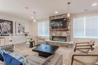 Luxurious King 3BR Suite Mins to Downtown Durham! - Durham - 3