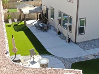 Large Private Corner Lot with Hot Tub on Cul-de-sac - 2