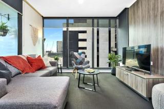 Spencer St Serenity Stylish Urban Escape in the CBD - 6