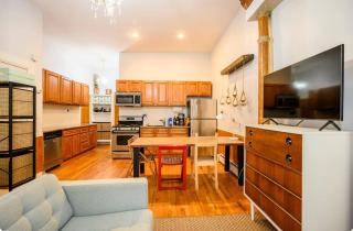 Yard, Laundry, Large! Bonus Sleep Area - Jersey City - 4