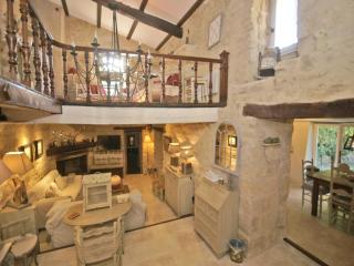 Splendid Villa in Viens with Swimming Pool - Viens - 2
