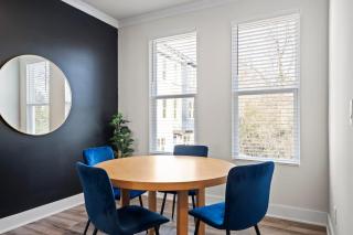 Luxurious King 3BR Townhouse Mins to Uptown CLT! - Charlotte - 8