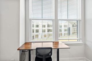 Luxurious King 3BR Townhouse Mins to Uptown CLT! - Charlotte - 1