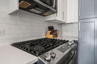 Luxurious King Bed Studio in Midtown! - Charlotte - 1