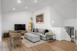Tallwood & Tide - 1