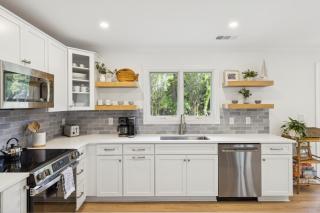 3 BR 3 BA 2 Kings Double Twin Bunk Sleeps 8 New Pool Beach gearBike rentals included Free pool heat - 2