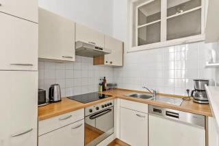 Spacious Apt 3BR I At Mariahilfer Straße I Wifi - 4