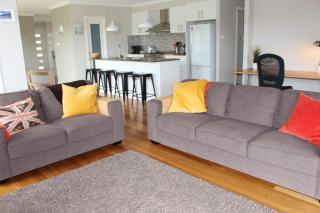 Charis by the Bay 4 bedrooms 5 mins to beach - 9