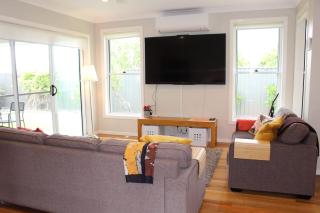 Charis by the Bay 4 bedrooms 5 mins to beach - 7