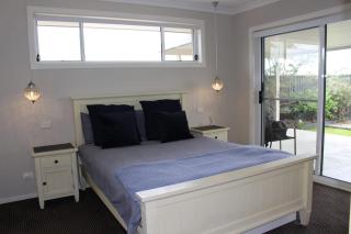 Charis by the Bay 4 bedrooms 5 mins to beach - Vincentia - 4