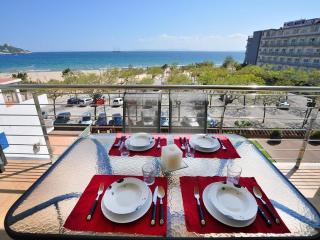 Beachfront apartment in Roses with views - Empuriabrava - 7