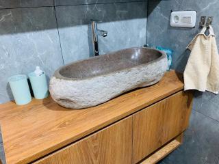 Apartemen Exclusive Slipi Grogol Senayan Sudirman 3BR 1 Full Furnished - Jakarta - 9