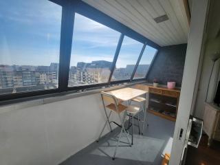 Grand studio 40m² avec coin nuit, vue mer et port, parking privé - FR-1-746-29 - 1