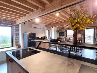 Gîte de Charme 6 Pers avec Jardin et Spa à Champdieu - FR-1-496-352 - Champdieu - 3