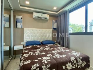 1-bedroom Arcadia Center Suites 702 - 4