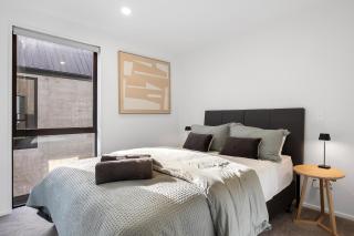 Luxe and Location - 5