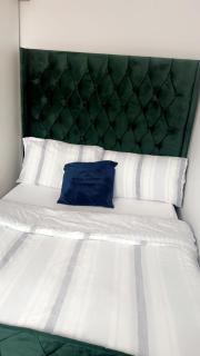 Cosy Private Room Manchester - - 0
