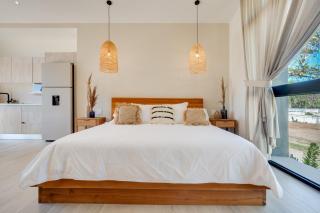 The Bungalows #5 - Boutique Hotel in Flamingo Beach - Ground Level Studio - Playa Flamingo - 8